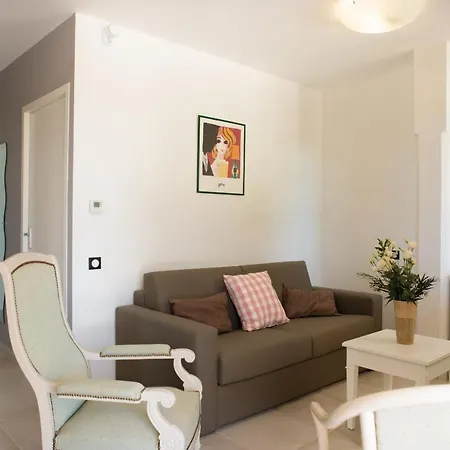 Des Joncas Appart hôtel